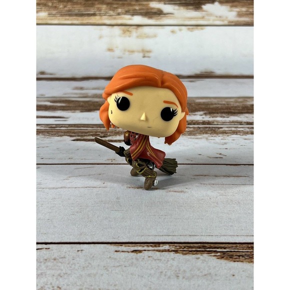 Funko POP! Loose Vinyl Figure 53 Harry Potter Ginny Weasley Quidditch With Broom - Picture 1 of 5